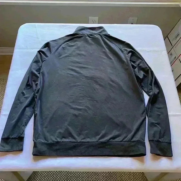 Travis Mathew Sweater Mens M Gray 1/4 Zip Pullover Long Sleeve Golf Pockets - Picture 7 of 12